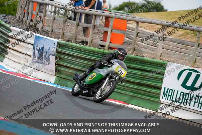 Vintage motorcycle club;eventdigitalimages;mallory park;mallory park trackday photographs;no limits trackdays;peter wileman photography;trackday digital images;trackday photos;vmcc festival 1000 bikes photographs